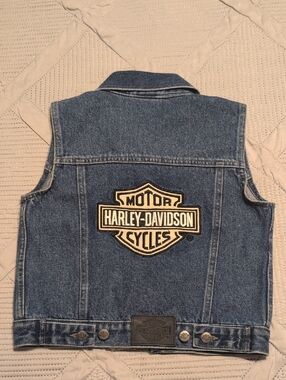🤘🏼🎱⚙️Vintage Harley-Davidson Blue Denim Vest with Patch